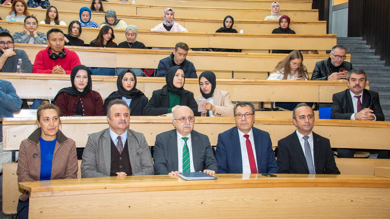 Selçuk Üniversitesinde “Kültür ve Edebiyatımızda Mevlana” anlatıldı